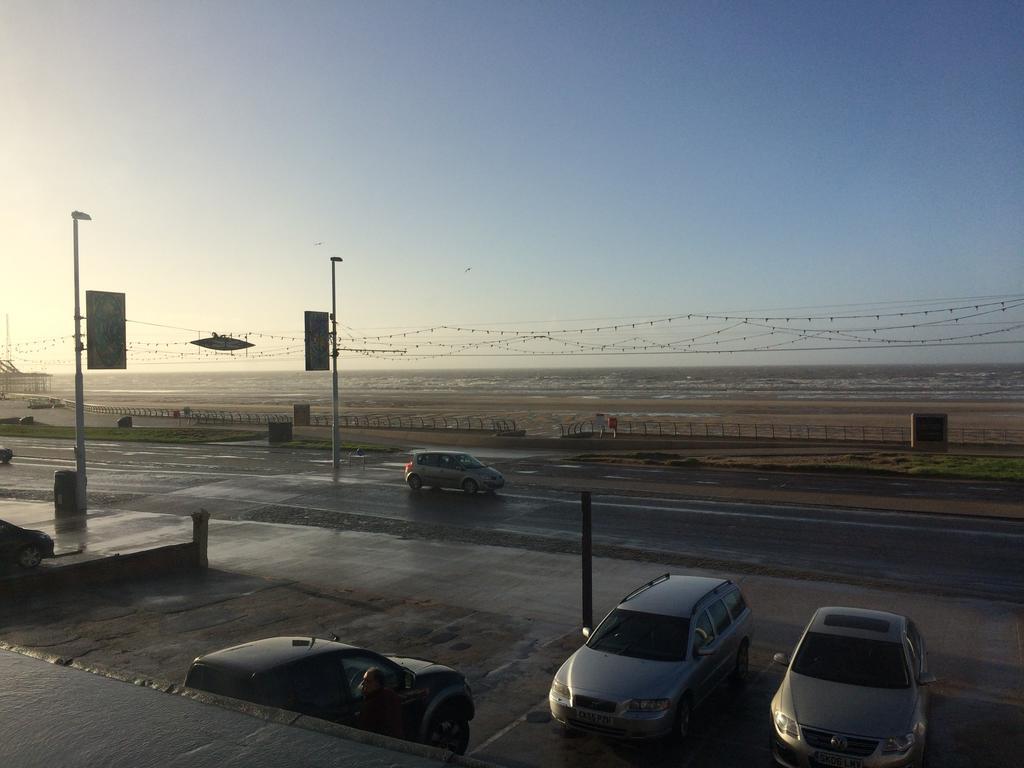Sunny Days Hotel Blackpool Exterior foto